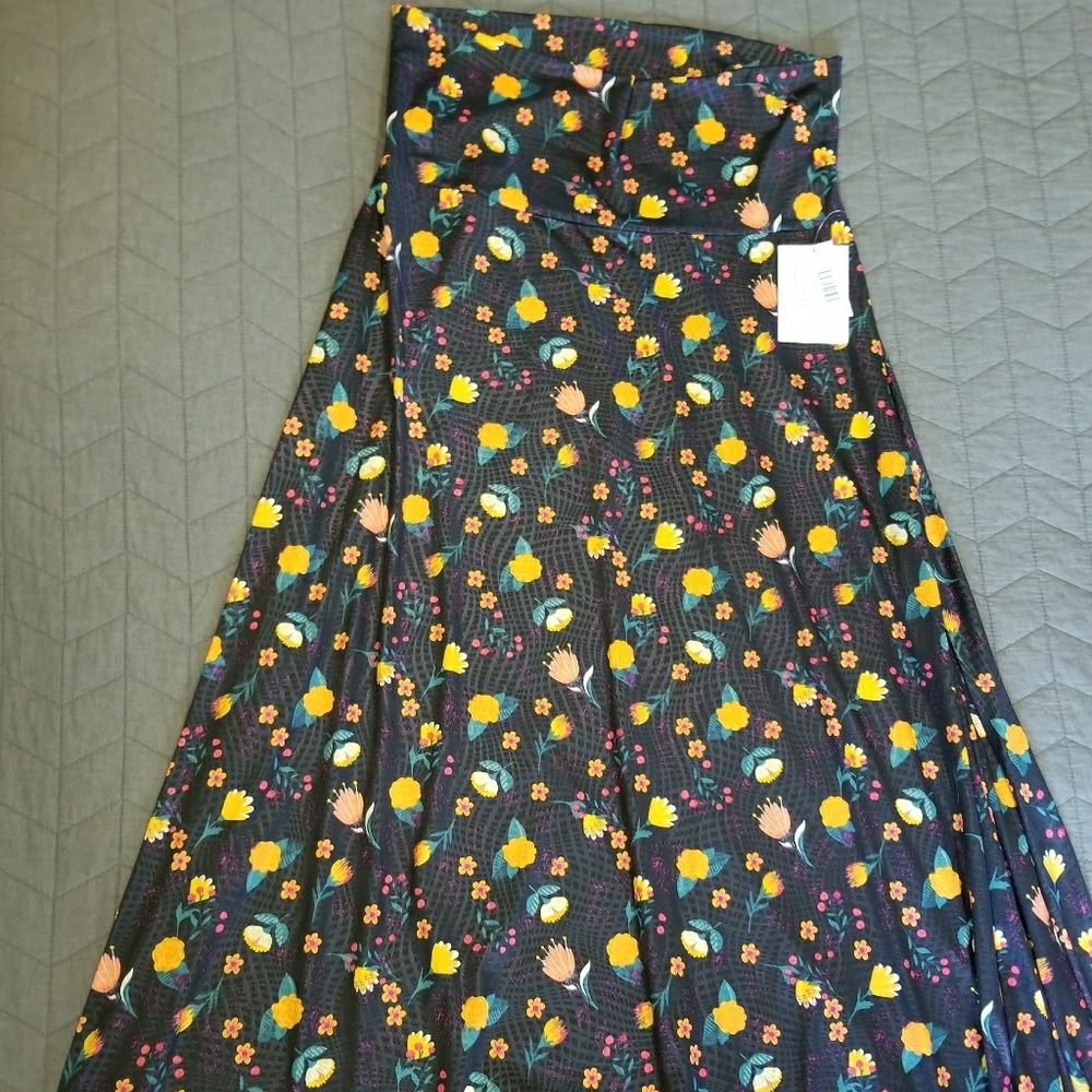 NWT Lularoe Maxi skirt size L